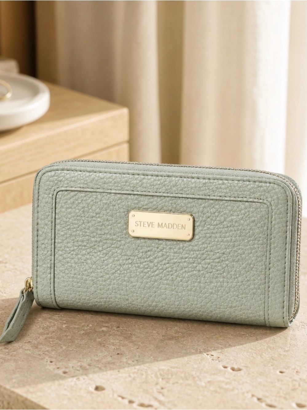 Large Steve Madden Summer Green Wallet Textured Design